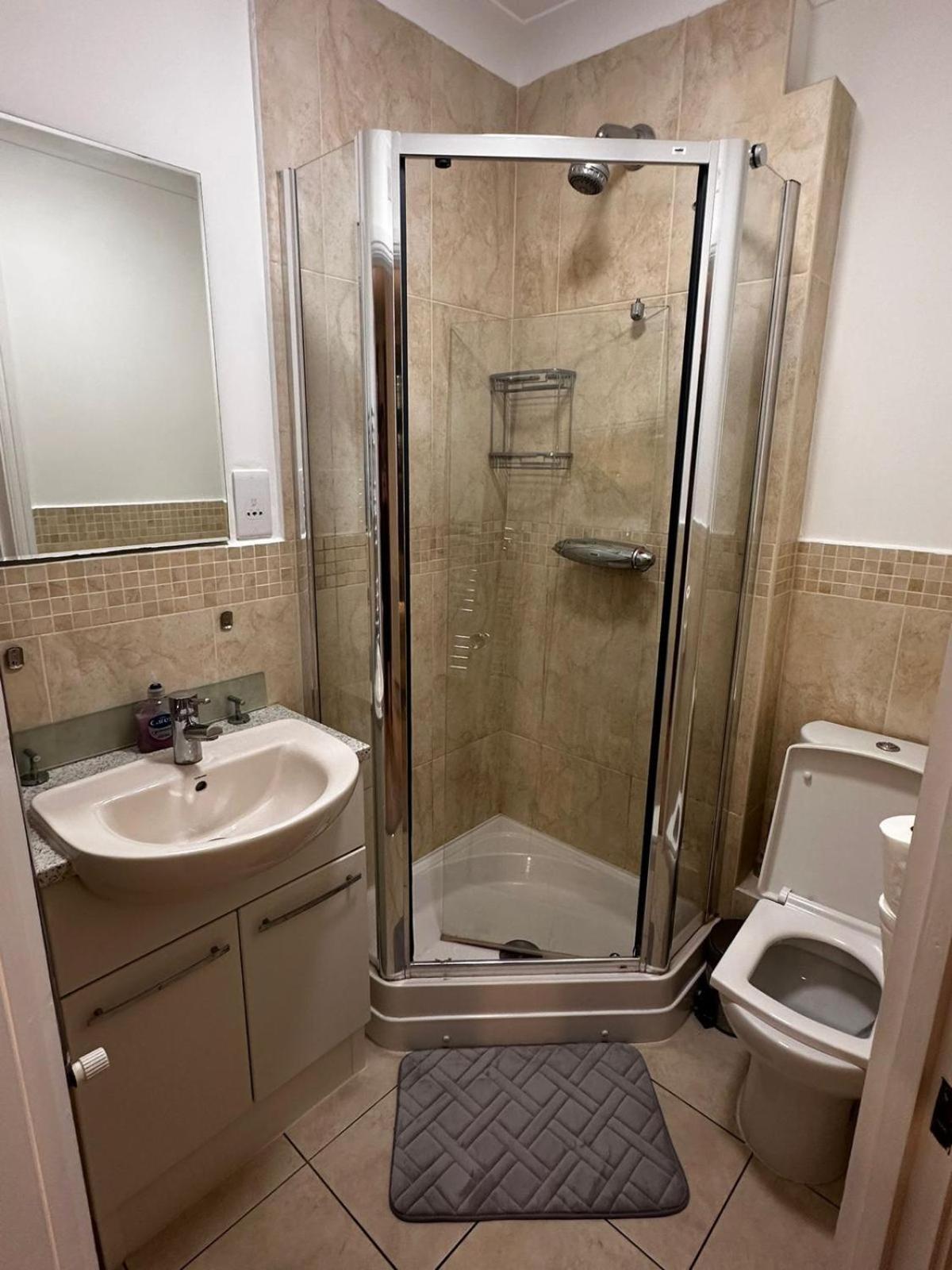 City Lux Apartment London Luaran gambar